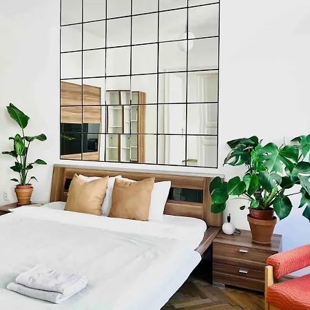公寓 Your Charming And Spacious Historical *
