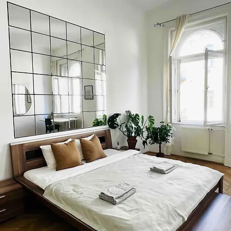 Your Charming And Spacious Historical