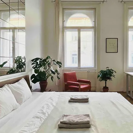 Your Charming And Spacious Historical
